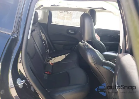 2021 Jeep Compass Altitude Fwd z USA, uszkodzony, nr VIN 3C4NJCBB4MT597035